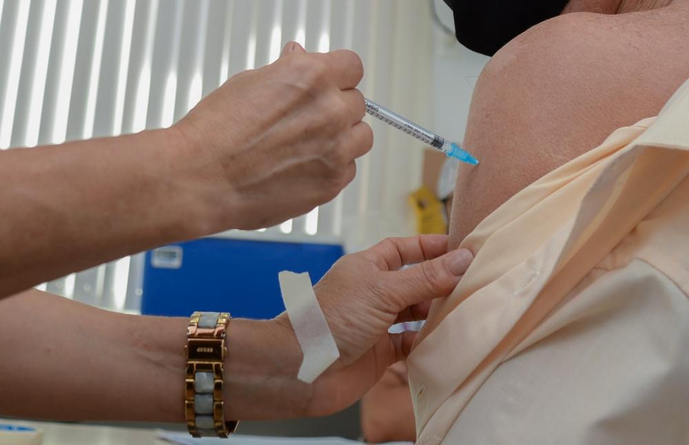 Palmas aplicou 1.400 doses da vacina Pfizer Bivalente nesta semana