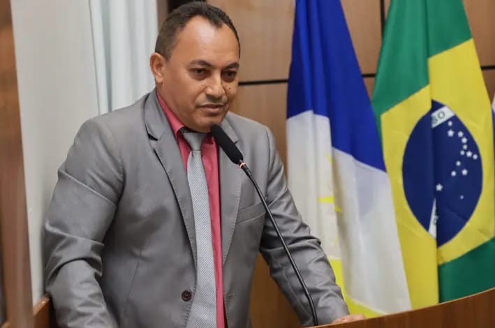 Com requerimentos aprovados, Marilon Barbosa quer que prefeitura execute obras