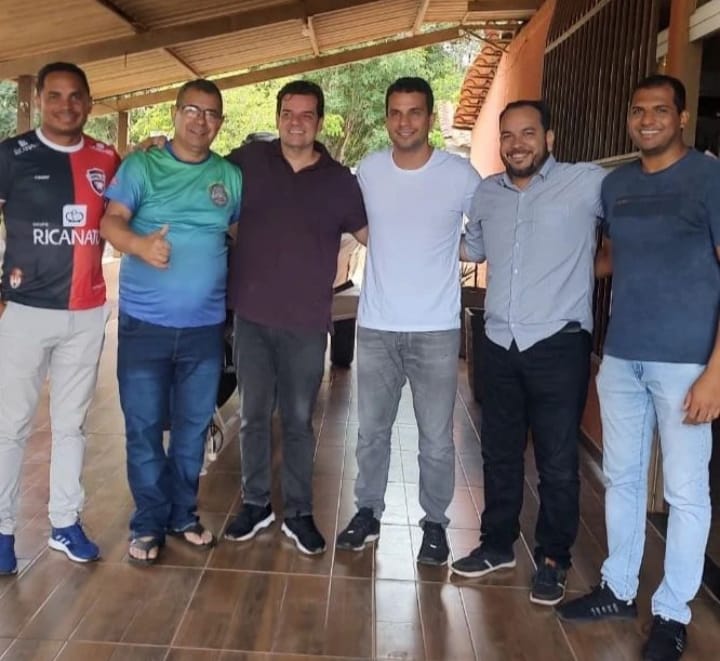 Senador Irajá com vereadores da capital 