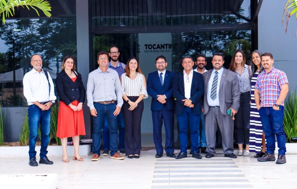 Mauro Mota recebe presidente do Serviço Geológico do Brasil e define assinatura de Termo de Cooperação