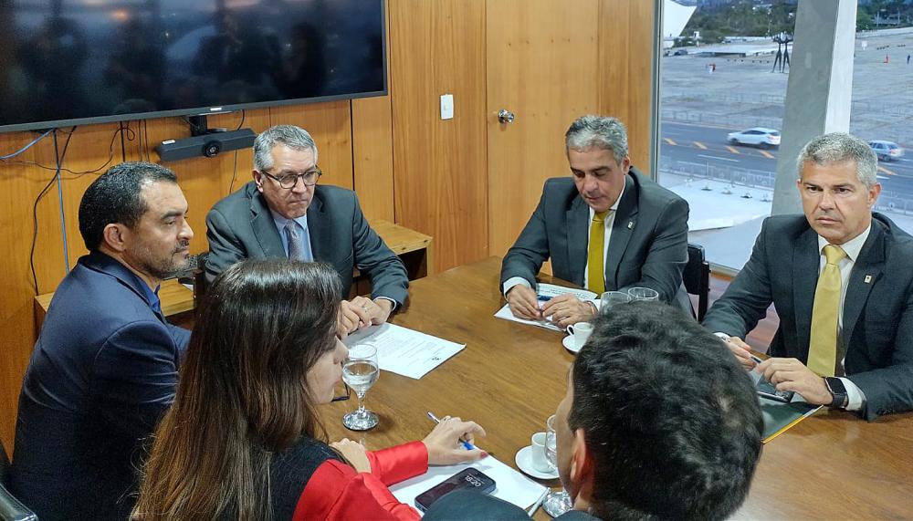 Governador Wanderlei Barbosa articula recursos para construção da Transcolinas e da ponte entre Filadélfia (TO) e Carolina (MA)