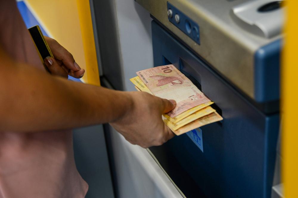 Com 5,4 milhões prefeitura de Palmas paga auxílio- alimentação adiantado