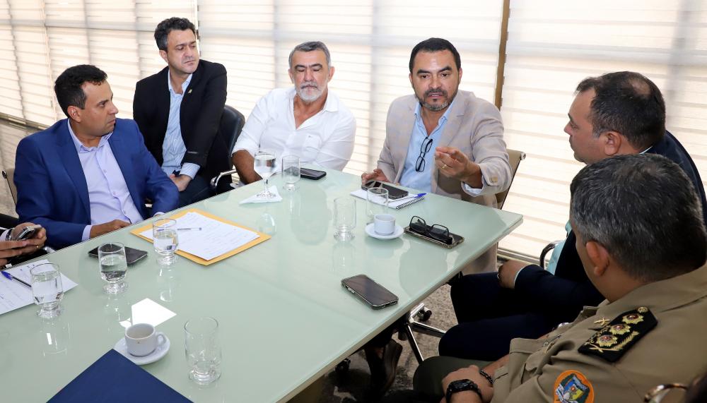 Governador Wanderlei Barbosa determina reforço policial em escolas