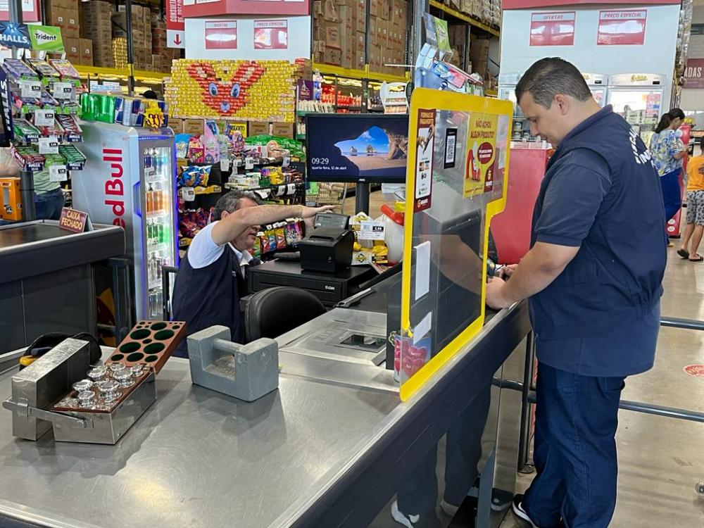 Balanças comerciais passam por verificação em Palmas