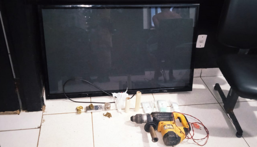 Polícia Militar recupera objetos furtados e prende homem por tráfico de drogas em Porto Nacional