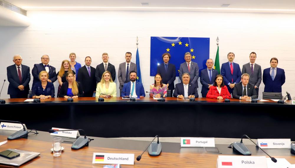 Tocantins apresenta potencial de investimento em reunião com representantes da União Europeia no Brasil