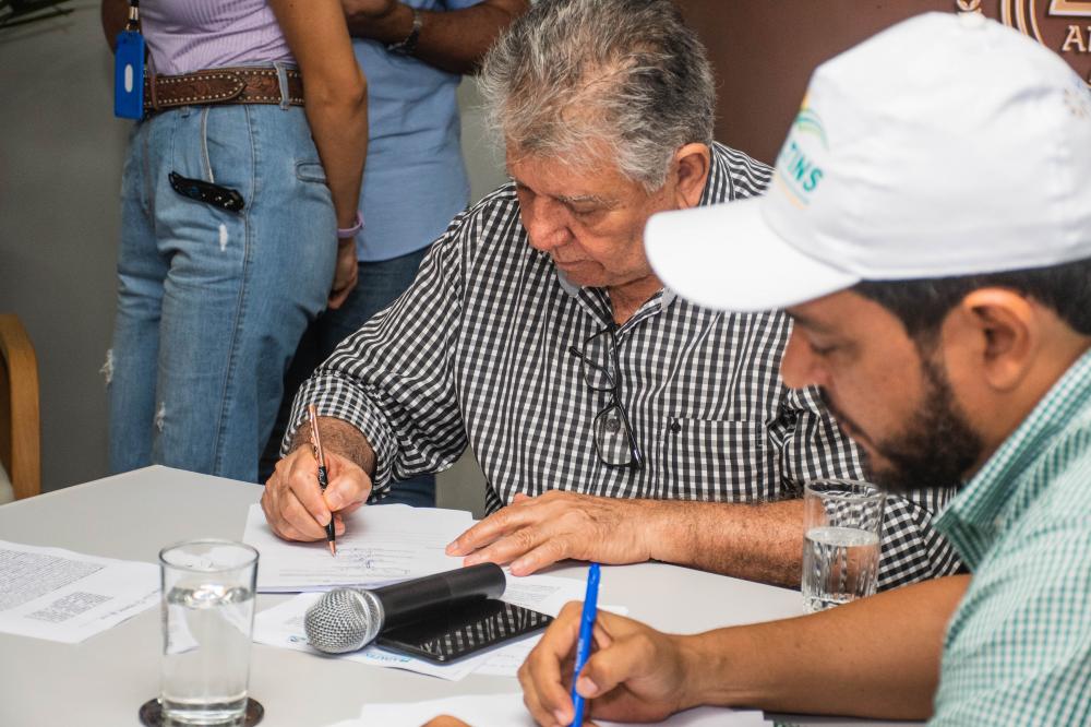 Agrotins: Órgãos estaduais assinam protocolo de intenções com a Conab para troca de informações no setor agropecuário tocantinense