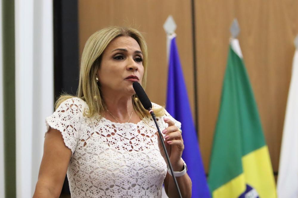 Laudecy Coimbra relata dificuldades enfrentadas por mulheres para a prevenção ao câncer junto a saúde do município de Palmas