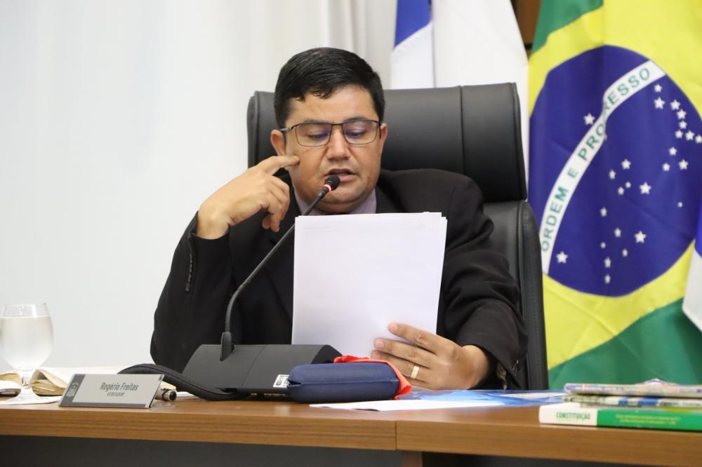 Duplicação e pavimentação asfáltica da Avenida LO-23 entre a Rua NS-B e NS-04 é solicitada por Rogério Freitas 