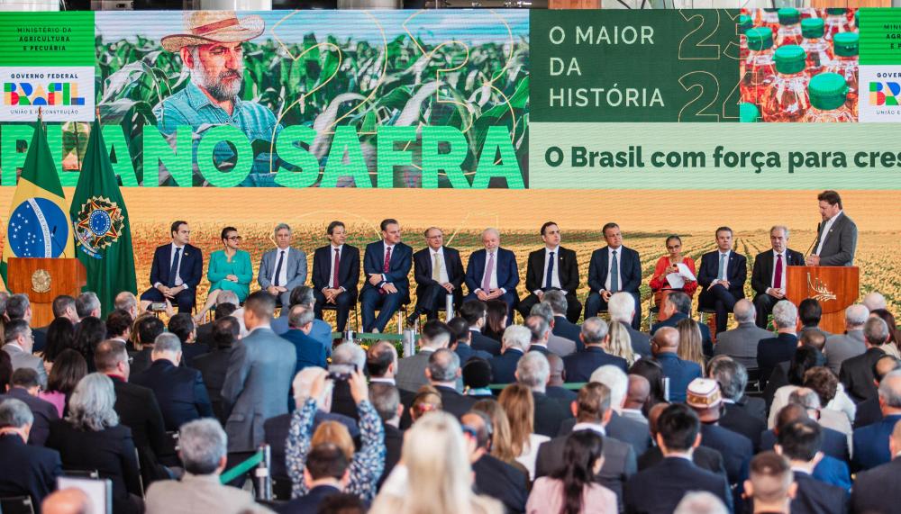 Em Brasília, governador em exercício, Laurez Moreira, participa do lançamento do Plano Safra 2023/2024 