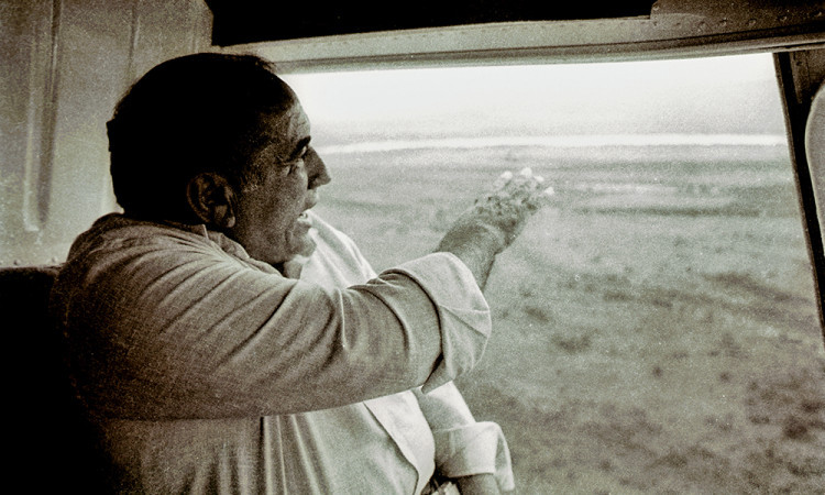 Em nota a imprensa família do ex-governador Siqueira Campos diz que o quadro de saúde dele evoluiu significativamente 