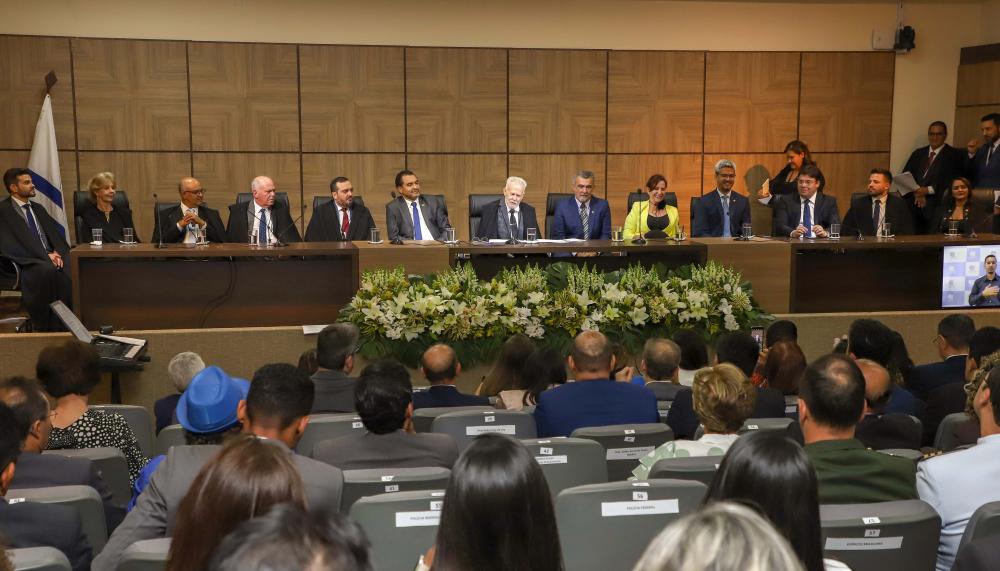 Governador Wanderlei Barbosa participa da posse da nova gestão do TRE-TO e destaca o trabalho sério da instituição