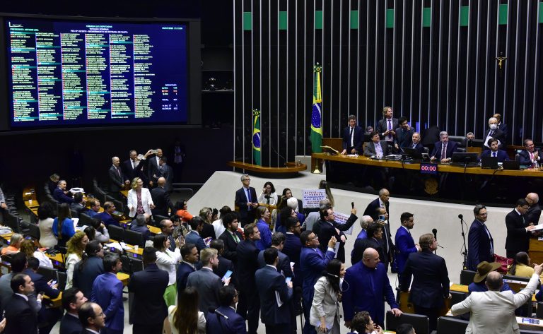 Câmara aprova em primeiro turno a Reforma Tributária 