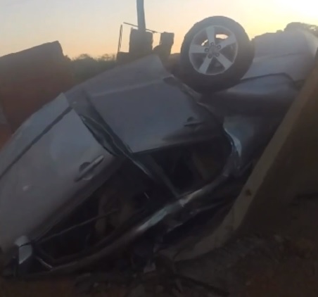 Grave acidente na BR-010 deixa duas pessoas mortas