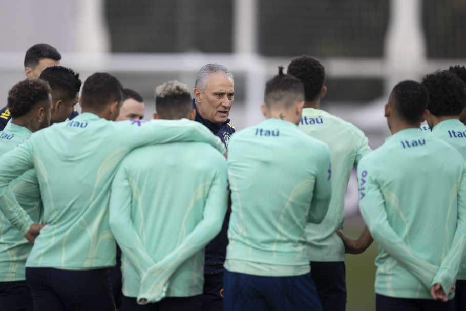 A uma semana do Mundial, Seleção ajusta detalhes para estreia