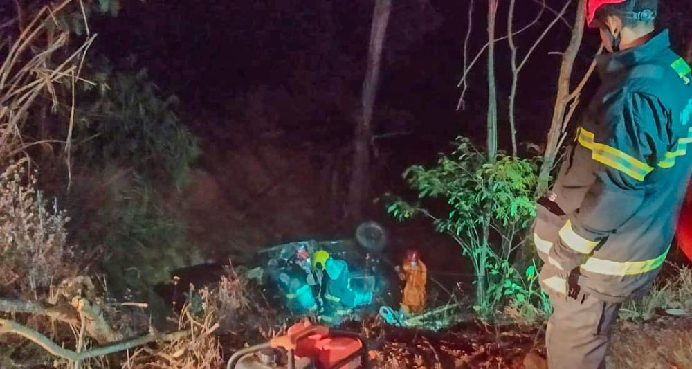 Bombeiros registram atendimentos a nove acidentes no final de semana 