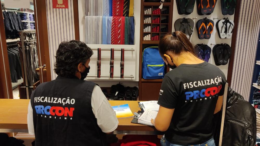 Procon Tocantins faz alerta sobre cuidados para compras na Black Friday