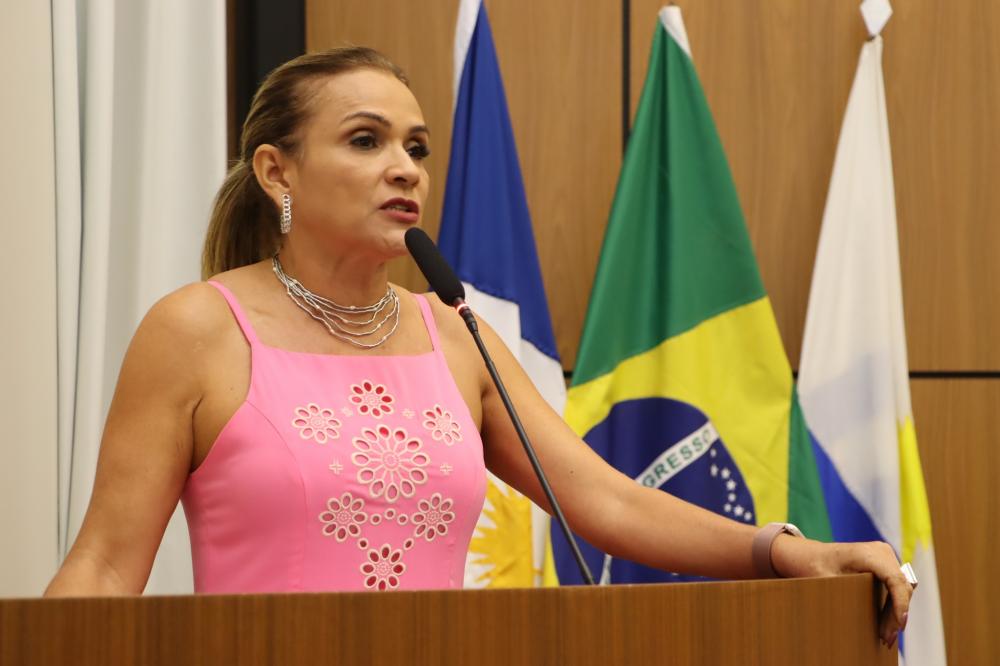 Vereadora Laudecy Coimbra denuncia negligência da Prefeitura de Palmas em relação às pessoas com deficiência e critica gestão do transporte coletivo