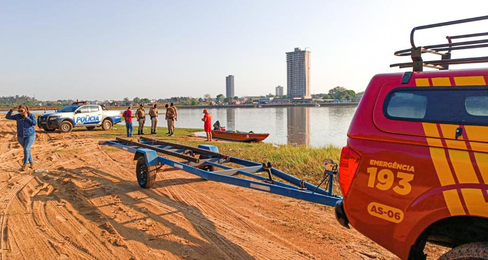 Corpo de vítima de afogamento é resgatada pelo Corpo de Bombeiros em Araguaína