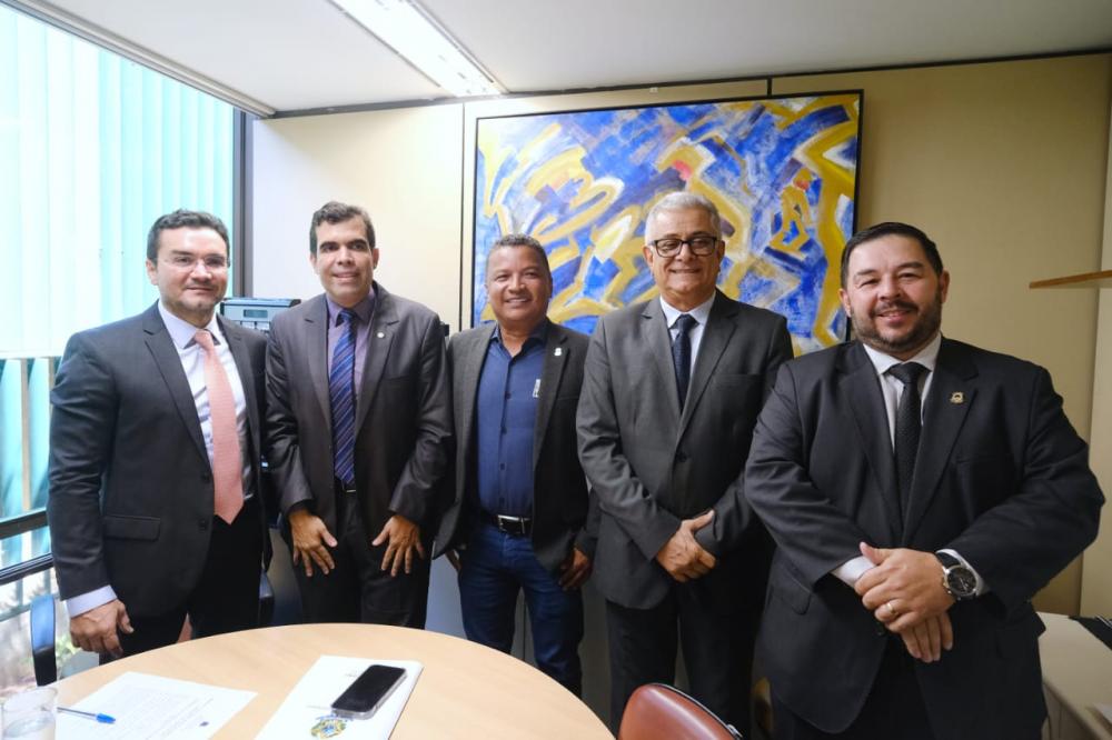 Governo do Tocantins recebe apoio do ministro do Turismo para a construção de infraestrutura turística no Lago do Manoel Alves