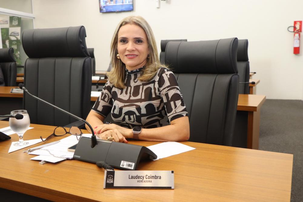 Laudecy Coimbra intervém junto a Prefeitura por sinalização no Santa Fé I