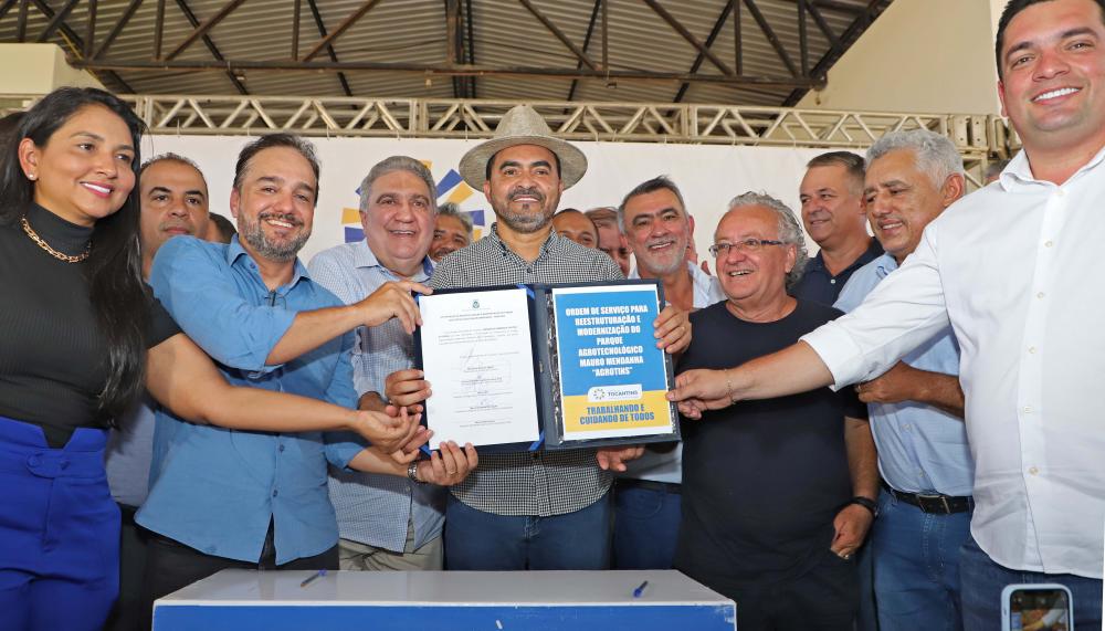 Com investimento de mais de R$ 23 milhões, governador Wanderlei Barbosa assina Ordem de Serviço para reestruturação de parque onde é realizada a Agrotins