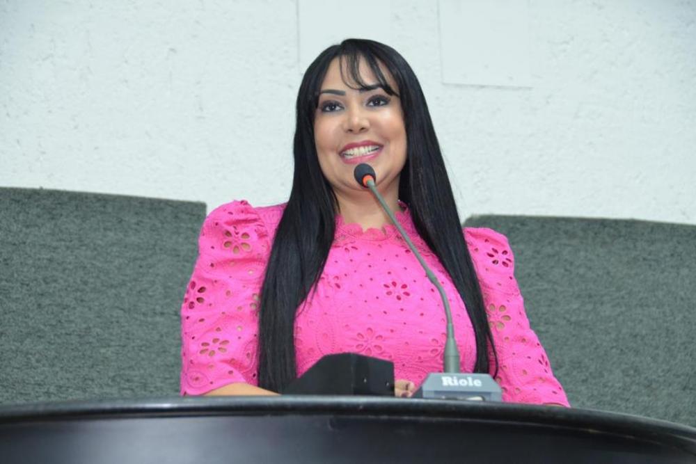 Com popularidade em alta, Janad começa a sofrer as consequências da liderança