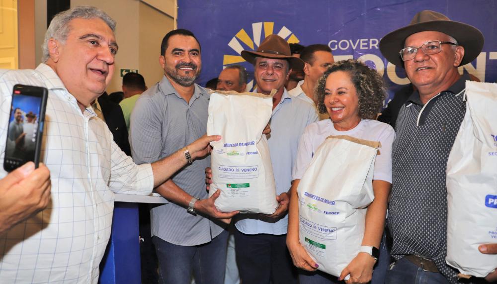 Em Gurupi, governador Wanderlei Barbosa inaugura unidade de atendimento ao cidadão com mais de 200 serviços