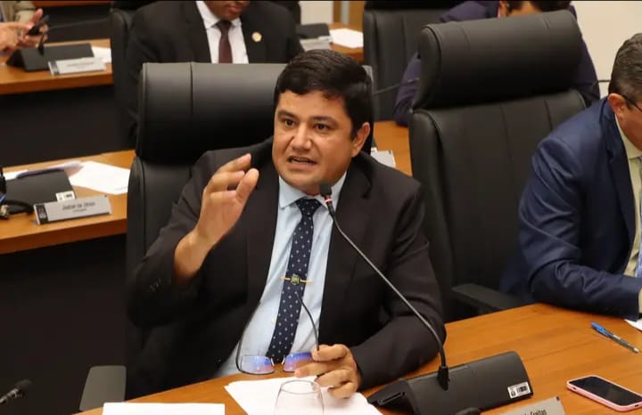 Rogério Freitas solicita melhorias para região sul de Palmas