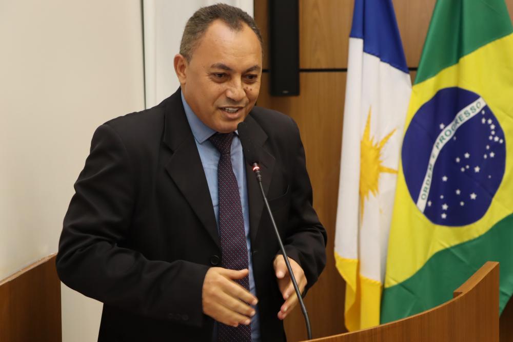 Marilon Barbosa apresenta requerimentos na Câmara cobrando melhorias de mobilidade na região central e norte da capital