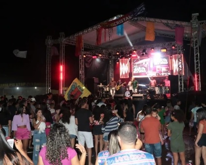 Banda Babado Novo animará o Carnaval de Cristalândia