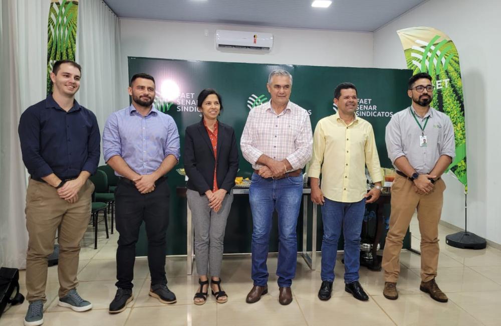 Comitiva dos EUA visita lavouras de soja no Tocantins 