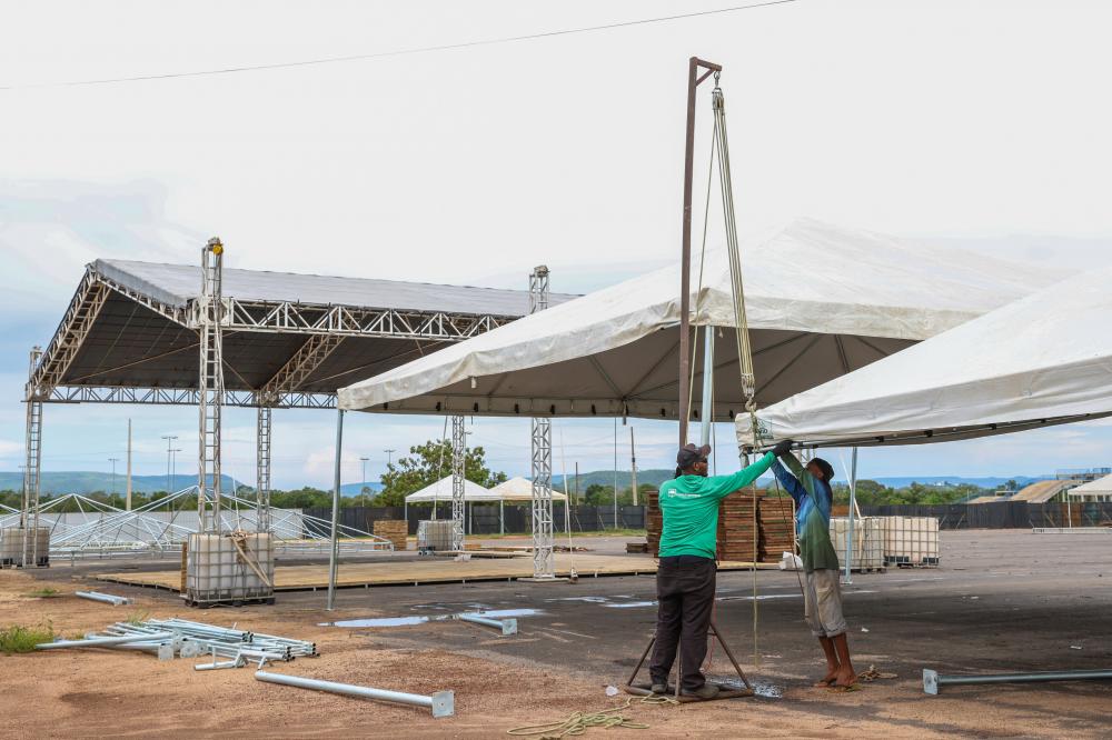 Estrutura do Capital da Fé 2024 começa a ser montada na Vila Olímpica de Palmas