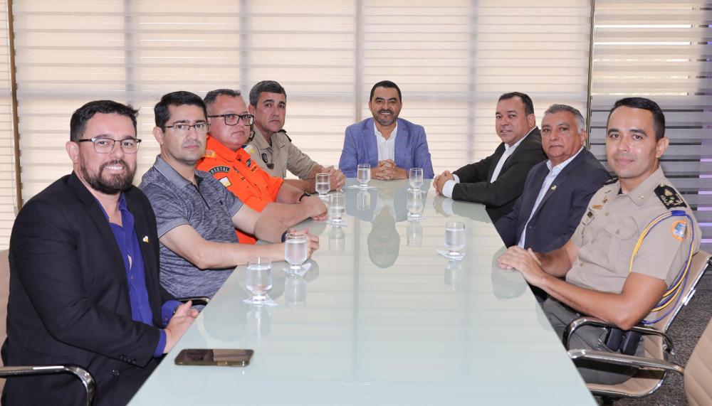 Governador Wanderlei Barbosa destaca resultados positivos da Operação Carnaval 2024, durante reunião com as forças de segurança do Tocantins