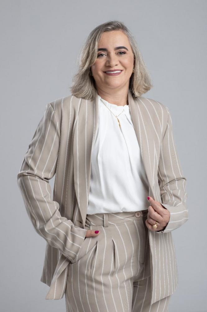 Renomada contadora de campanhas eleitorais, Vanda Paiva lança curso em live nesta terça