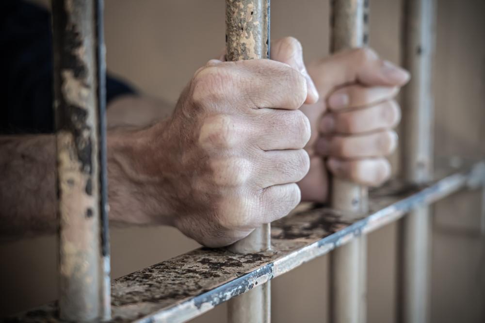 Homem é condenado a 32 anos de prisão por homicídio de adolescente e outros crimes em Gurupi