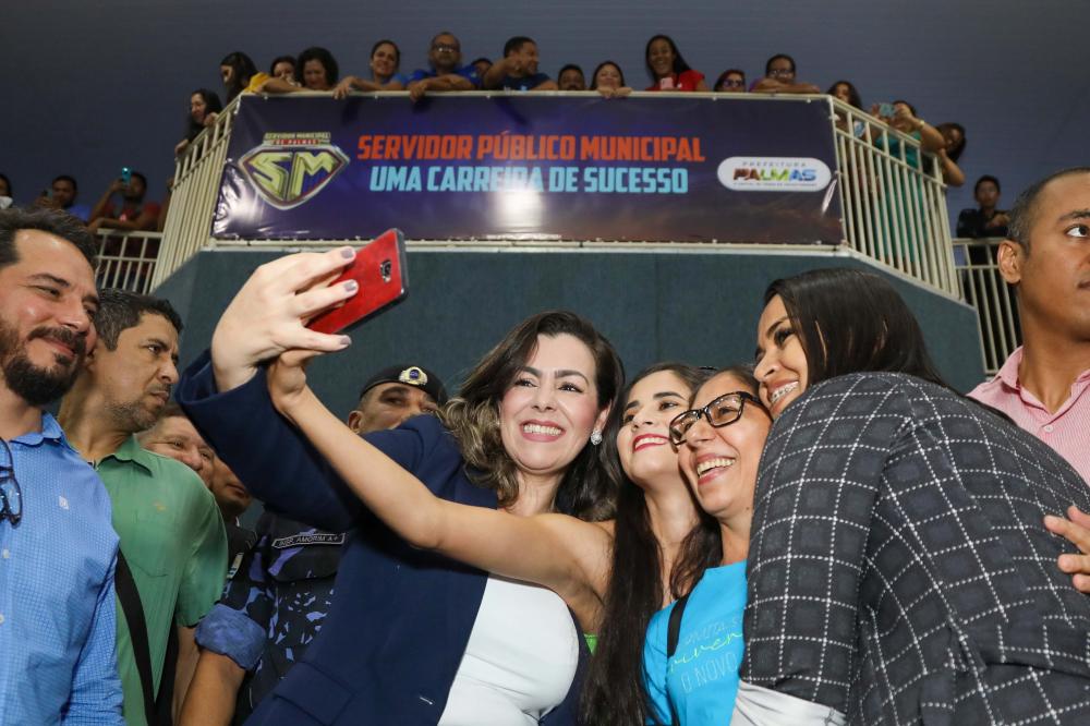 Prefeita Cinthia anuncia pagamento antecipado disponível na quarta e ponto facultativo na quinta