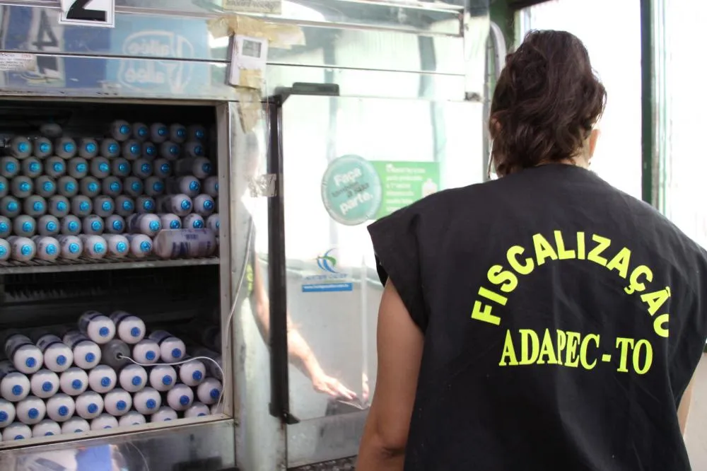 Adapec alerta lojas agropecuárias sobre a proibição de comercialização, armazenamento e uso de vacina contra febre aftosa 