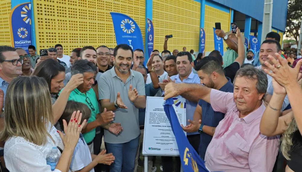 Em Tocantínia, governador Wanderlei Barbosa inaugura Complexo Poliesportivo que recebeu R$ 2 milhões do Estado