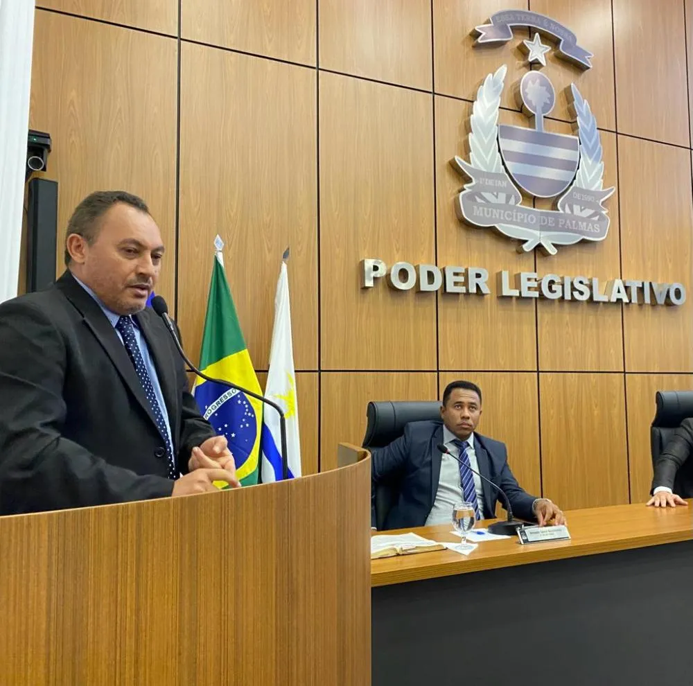 Vereador Marilon Barbosa solicita por meio de ofício a recuperação asfáltica na Quadra 104 Norte