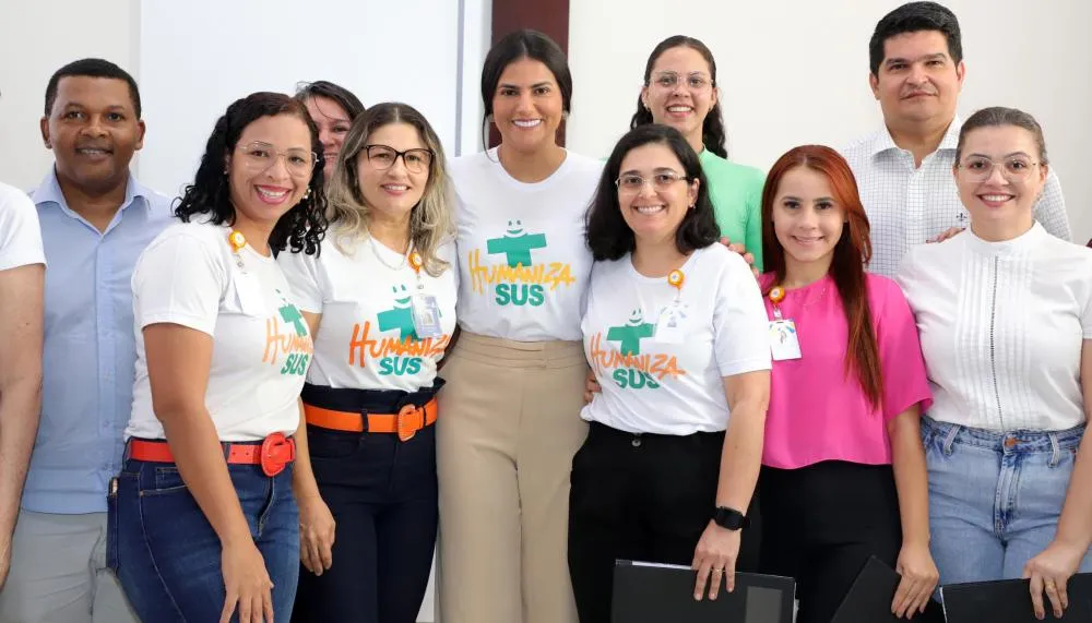 Primeira-dama Karynne Sotero promove dia de beleza para pacientes do Hospital Geral de Palmas