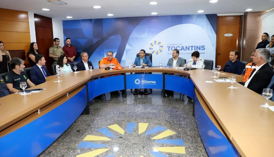 Governador Wanderlei Barbosa garante com ministro da Defesa do Brasil, José Múcio, apoio do Exército para combater queimadas no Estado