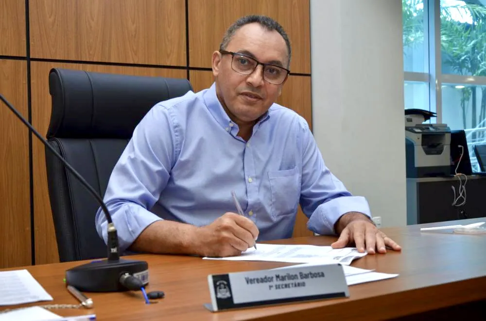 Marilon Barbosa construção de Cmei para o setor Sônia Regina