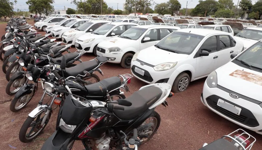 Governo do Tocantins arrecada mais de R$ 9,6 milhões em leilão de veículos e sucatas