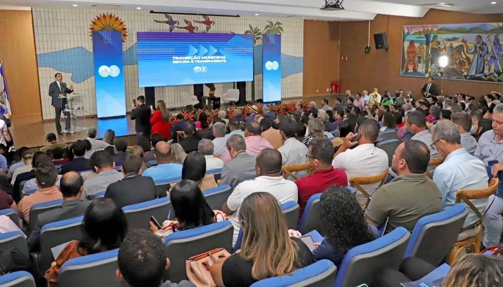 Governador Wanderlei Barbosa participa de lançamento da 4ª fase do programa pela Primeira Infância em encontro com prefeitos promovido pelo TCE