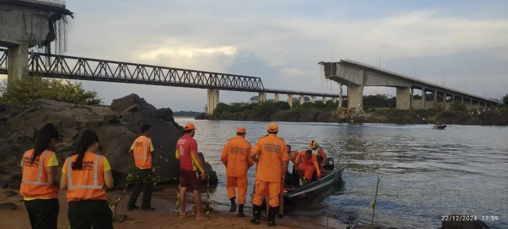 Governador Wanderlei Barbosa lamenta tragédia do desabamento da ponte em rodovia federal que liga Aguiarnópolis a Estreito e determina força-tarefa para o local