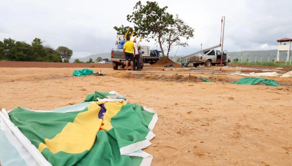 Forças de Segurança desmontam acampamento de manifestantes no QG do Exército nesta segunda-feira, 9