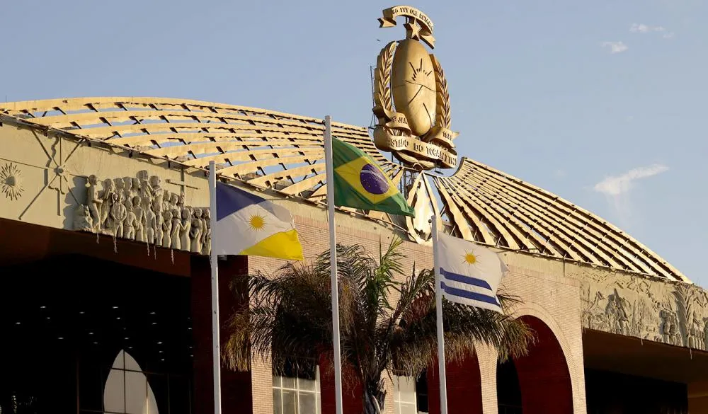 Governo do Tocantins antecipa pagamento dos servidores para terça-feira, 25, e injeta R$ 268 milhões na economia do estado