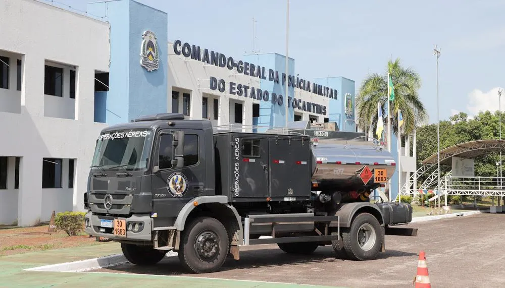 Governador Wanderlei Barbosa entrega veículos à Polícia Militar e participa da cerimônia de passagem de comando da corporação
