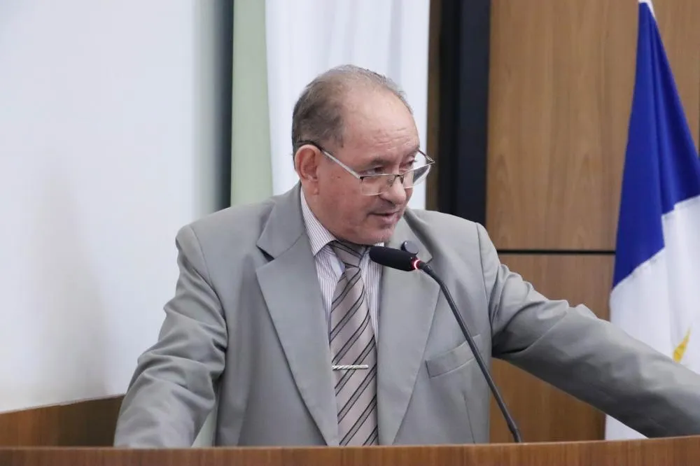 Vereador Juarez Rigol parabeniza a prefeitura municipal pelo início da implementação do programa de conectividade de alta velocidade em locais públicos de Palmas.